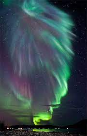 Lightshow See The Northern Lights Northern Lights Aurora Borealis Northern Lights