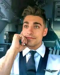 Andrew Decoster's Instagram, Twitter & Facebook