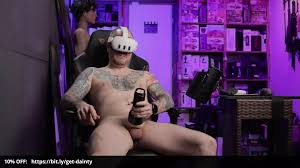 Feelstars Dainty Wilder Stroker Review: Gay Amateur Porn feat ...