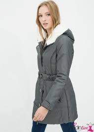 Yeni Sezon Koton Kadin Kapusonlu Kaban Modelleri Kadinlive Com Moda Stilleri Kapusonlu Kadin
