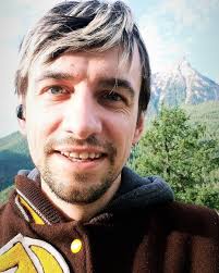 Malcolm Holt (@buttholt) • Instagram photos and videos