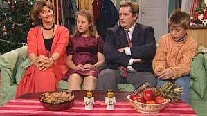 Mamma lena jobbar på banken och är betydligt mer. Svensson Svensson 1 Farval Till Vivalla Svt Play