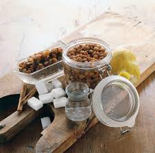 Spesso è talmente fastidioso che fa passare la voglia anche di mangiarlo. Significato Di Sultanina Sale Pepe