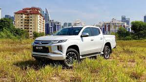 Manual dan otomatis di indonesia. Mitsubishi Triton Vgt Adventure X Review Best In Class