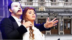 „fantoma de la operă a câștigat până în prezent 70 de premii importante, inclusiv 3 premii olivier, cel mai recent fiind premiul olivier pentru cel mai popular show în 2002, un evening standard award, 7 premii tony (printre care cel mai bun musical), 7 drama desk awards și 3 outer critic circle awards. Musicalul Fantoma De La Opera A Lui Andrew Lloyd Webber Se Opreste Dupa 34 De Ani Her Majesty S Theatre Se Inchide Definitiv