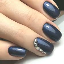 小さな宝石でも スタイリッシュにネイルデザインを強化できます デ new ideas blaue hochzeitsnagel blaue nagel marinenagel
