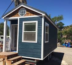 Elegant rustic cabins® is your last stop when purchasing a tiny house on wheels for your vacation property, or a new tiny home for your everyday living. Tiny Houses For Sale In California