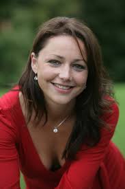 Quiztime! Weet jij nog hoe ze allemaal heten in De Hemelpaort? Vanaf  maandag 15:30 zijn ze weer op L1 TV! Om je een beetje op weg te helpen:  Café De Hemelpaort is