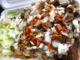 The Best Chicken Lamb Gyro Platter In Nyc Sammy S Halal Http Lmgtfy Com Q Sammy 27s Halal Also Includes Rice L Food Lamb Gyros Lunches And Dinners