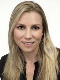 Alicia Murray's Instagram, Twitter & Facebook