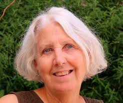 Elizabeth Files's Instagram, Twitter & Facebook