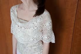 Sognare un vestito da sposa macchiato o strappato indica un nostro timore. Coprispalle Sposa All Uncinetto Alluncinetto It