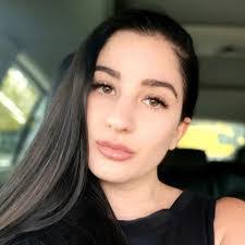 Christine Cribb's Instagram, Twitter & Facebook