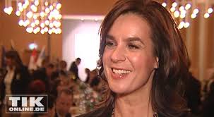 In her search for new challenges she continually opens up new areas of work for herself and gathers experience in. Katarina Witt Schliesst Botox Und Co Nicht Aus Tikonline De