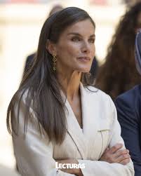 Gloria Camila se ha convertido en la segunda concursante confirmada de 'Supervivientes ALL STARS'. La colaboradora televisiva vuelve a Honduras para esta vez vivir la experiencia sola ya que en 2017 participó