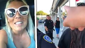 Kijk mee: vrouw steelt eigen auto terug