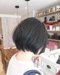 new the 10 best hairstyles with pictures スモークグレージュのショートボブ 就職活動やバイトの面接 暗くしたくないけど暗くしなきゃいけない時にオススメです 黒より透けて陽に当たるとキレイ 色落ちも綺麗に楽しめます