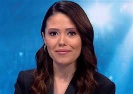A spor canli yayın programları arasında eleştiri dozunun tavan yaptığı hıncal uluç'lu 90'a, her hafta yayına haftanın olayı ile başlıyor. Ezgi Toper Kimdir Nereli Kac Yasinda Boyu Kac Biyografisi