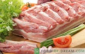 Quand la viande est bien dorée, la piquer des 3 éclats d'ail et la placer dans la cuve de la mijoteuse.dorer les oignons émincés, quand ils sont bien dorés, mouiller avec un peu de vin blanc et. Poitrine De Porc Grasse Et Nuisible Non Juteux Et Delicieux Les Meilleures Recettes Traditionnelles Et D Auteur De Poitrine De Porc