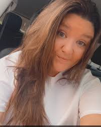 Danielle Milam (@lovefearless22) • Instagram photos and videos