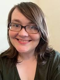 Lucinda Pepper's Instagram, Twitter & Facebook