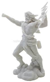 Zeus greek god of lightning (mythology)zeus was the sky and thunder god in ancient greek religion, who ruled as king of the gods of mount olympus. Greek God Zeus King Of The Gods Fighting With Lightning Bolt Statue Amazon In