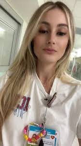 Samantha Kiser's Instagram, Twitter & Facebook