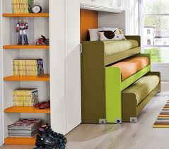 Le camerette salvaspazio per bambini sono progettate per sfruttare al meglio i piccoli spazi. Camerette Bambini Salvaspazio Cameretta Con Letti Scorrevoli Camerette Cameretta Bambini Salvaspazio Cameretta Bambini Tre Letti