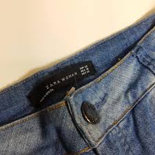 É uma empresa que comercializa produtos masculinos, femininos e também infantis. Calca Feminina Zara Jeans