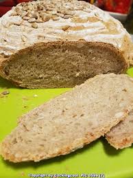 Roggenmischbrot Ohne Sauerteig Aber Mit Buttermilch Rezept Rezept Roggenmischbrot Rezepte Lebensmittel Essen