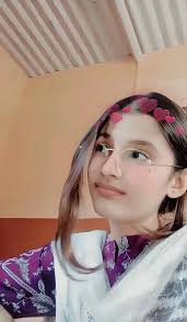 F4F anyone. Heavily engaged 💕