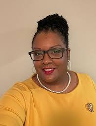 Amanda Foster's Instagram, Twitter & Facebook