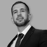 Roberto Aldape's Instagram, Twitter & Facebook