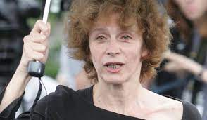 Вот и елена сафонова сыграла главную роль в фильме известного французского режиссера клода миллера аккомпаниаторша. Kak Zhivet Aktrisa Elena Safonova Shou Biznes Dni Ru