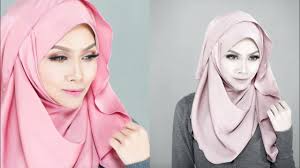 Cara pakai shawal ala elfira loy ;) semoga terjawab segala soalan2 yang ditnya :) selamat mencuba. Cara Pakai Shawl Wide Vtwctr