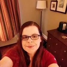 Lila Hardin's Instagram, Twitter & Facebook