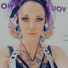 Anyone talking to or dating this woman?