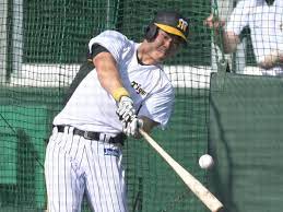 阪神がドラフト1位で交渉権を獲得した近畿大の #佐藤輝明 選手 本日の会見の様子です。 近大マグロとのフォトセッションも。 今日のドラフト会議で第１巡目 #佐藤輝明選手の交渉権が確定した直後の#矢野燿大監督 インタビューです! é‡Žçƒ é˜ªç¥žã‚¿ã‚¤ã‚¬ãƒ¼ã‚¹ã®ä½è—¤è¼æ˜Žã‚‰æ–°äººã‚‚ã¯ã¤ã‚‰ã¤ ç•°ä¾‹ã®ãƒ—ãƒ­é‡Žçƒã‚­ãƒ£ãƒ³ãƒ—ãŒã‚¹ã‚¿ãƒ¼ãƒˆ 4years å¤§å­¦ã‚¹ãƒãƒ¼ãƒ„