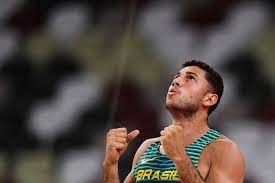 O objetivo não era bem ganhar altura, mas sim, distância. Qyx6tcphmidcjm