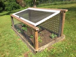 Garden And Patio Small And Simple Diy Enclosed Vegetable Garden House Design With Wire Fence Vegetable Garden Design Enclosed Garden Structures Sloped Garden