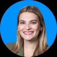 Anna Cima's Instagram, Twitter & Facebook