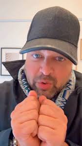 Fall Fashion Essentials: Elevate Your Wardrobe with Black Jeans and  Statement Accessories