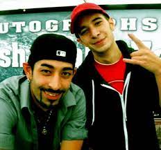 Despite extreme improvements in his condition, harris died on february 9, 2010 at the age of 53, while suffering an intracranial hemorrhage in the hospital. Josh Harris From Deadliest Catch Wife Net Worth Age Wiki Bio Tvstarbio