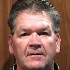 Trump: "Now, I'm larger than you a little bit.