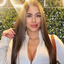 Influencer Beatriz Tavárez muere ahogada tras hundimiento de yate 👉 Última  Hora 👉️ En Blanco y Negro