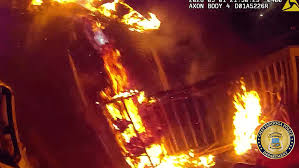 VIDEO: Chattanooga Police officer rescues two children and their mother from house fire
