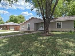 319 Primrose Way New Braunfels Tx 78132 Mls 1434304 Zillow En 2020