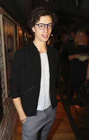 In his early youth, he showed an interest in acting. Vitez Tvare Jan Cina S Partnerem Petrem Uvazuji O Svatbe A Detech Blesk Cz