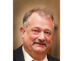 Frank Lux's Instagram, Twitter & Facebook