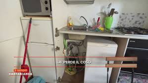È sempre Cartabianca: Alla ricerca di una casa in affitto Video | Mediaset  Infinity